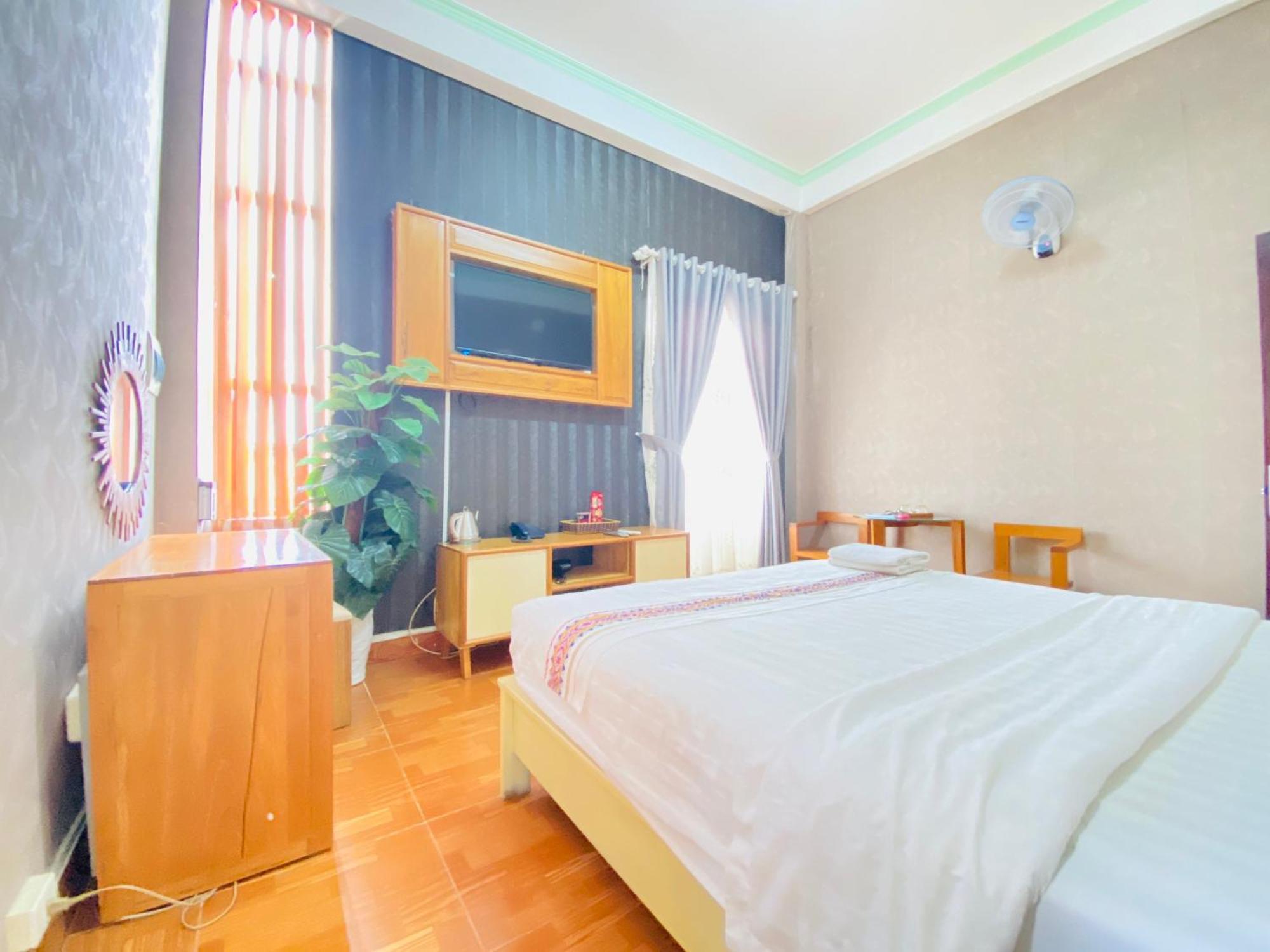 Hong My Hotel Tỉnh Kontum Exterior photo